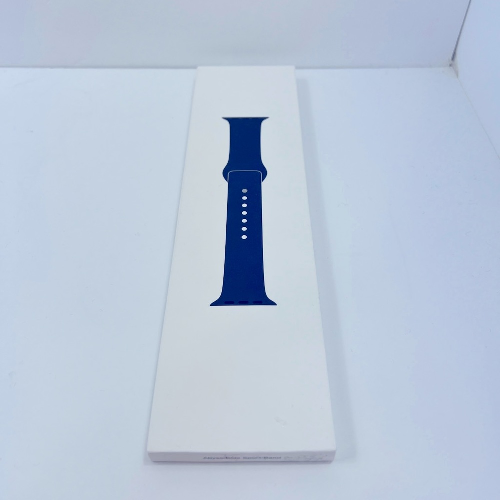 APPLE WATCH,GENUINE 41MM, WATCH BAND (SPORT LOOP) ABYSS BLUE SPORTS BAND, UNISEX - Picture 11 of 12